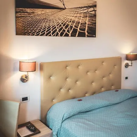 Hotel Tre Merli Beach 3*