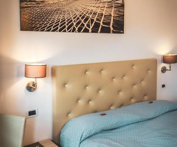 Hotel Tre Merli Beach 3*